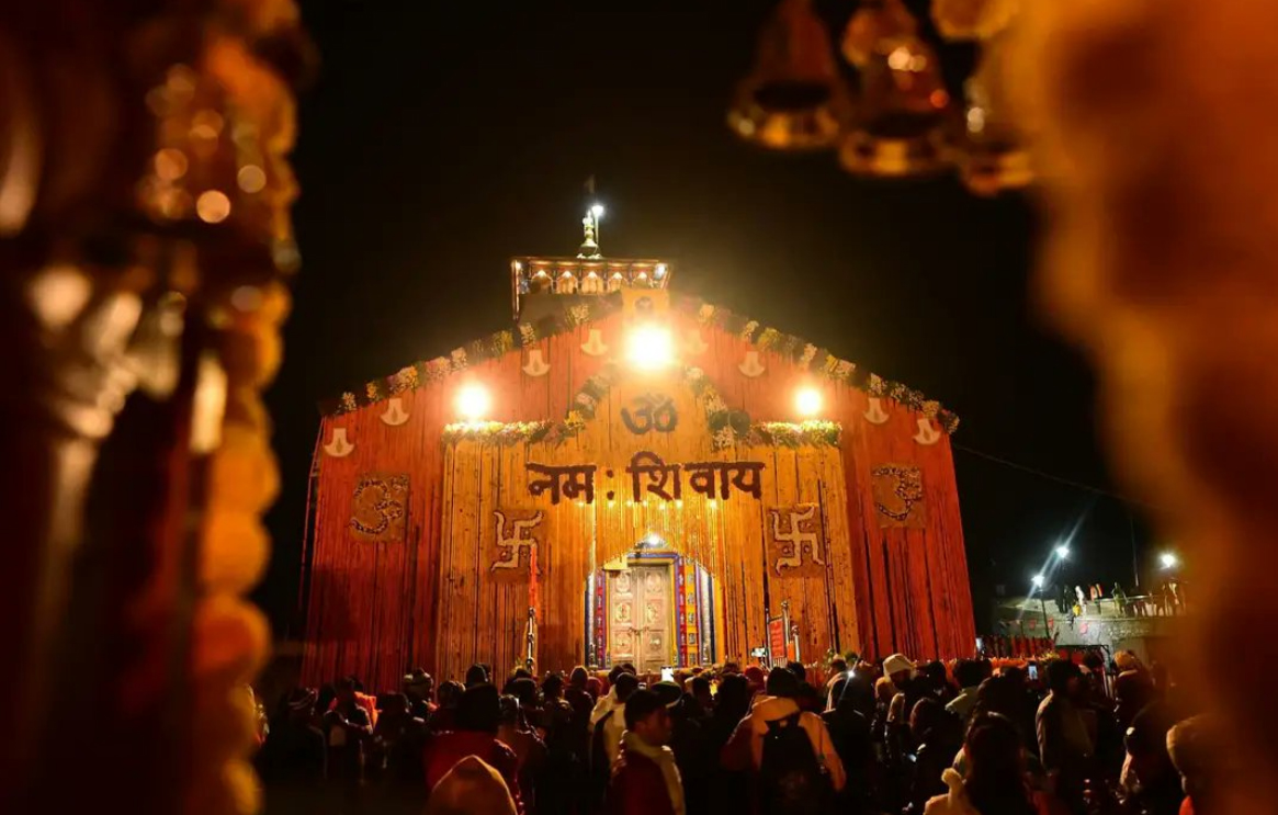 आज 10 मई को शुभ मुहूर्त में खुले बाबा केदार के कपाट, भक्तों की भारी भीड़ से चहक उठा धाम