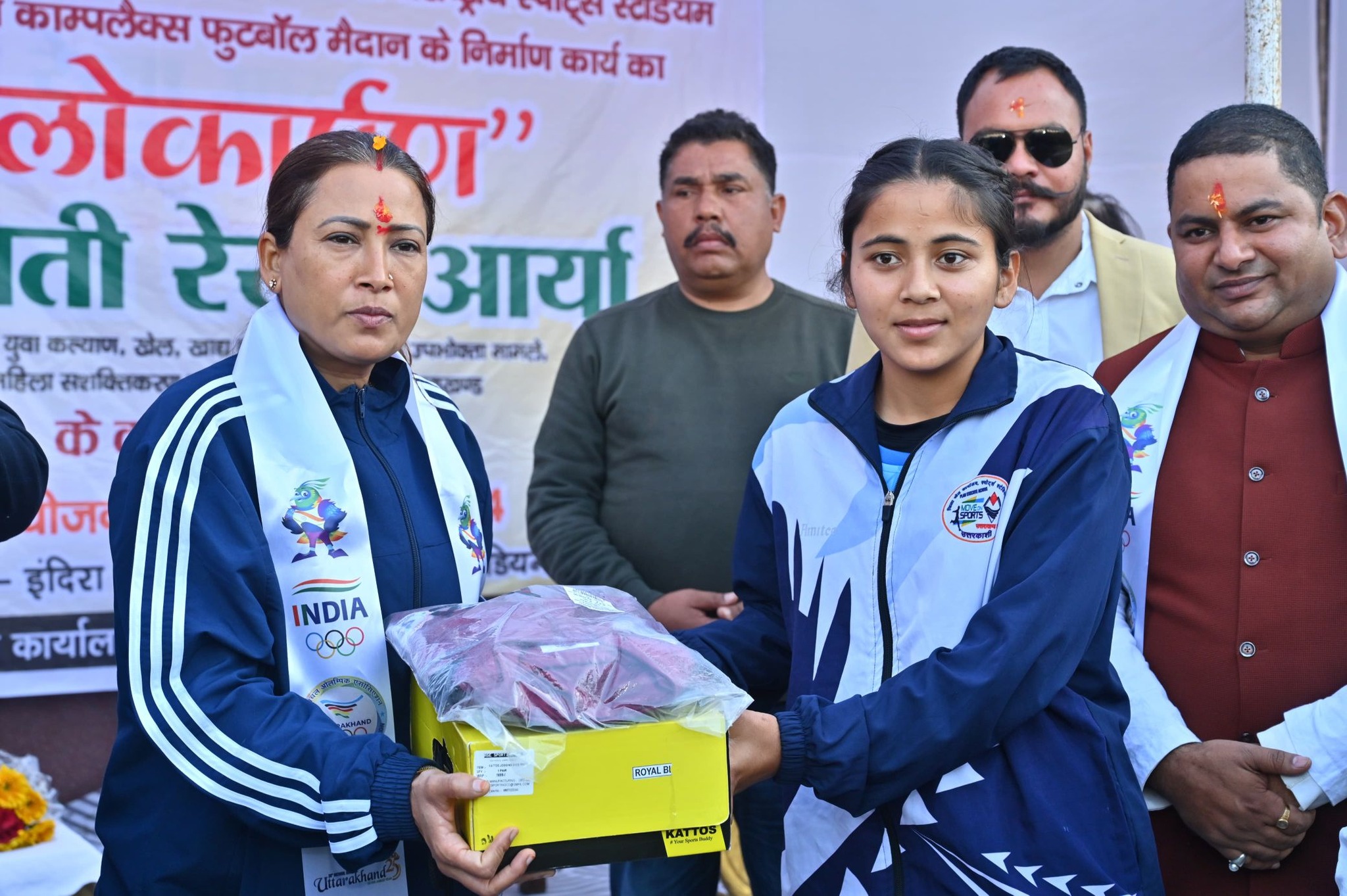 कांग्रेस ने कहा, ‘आंसू सरकार की बेशर्मी का सबूत’ साक्षी का संन्यास भारतीय खेलों में एक काला अध्याय