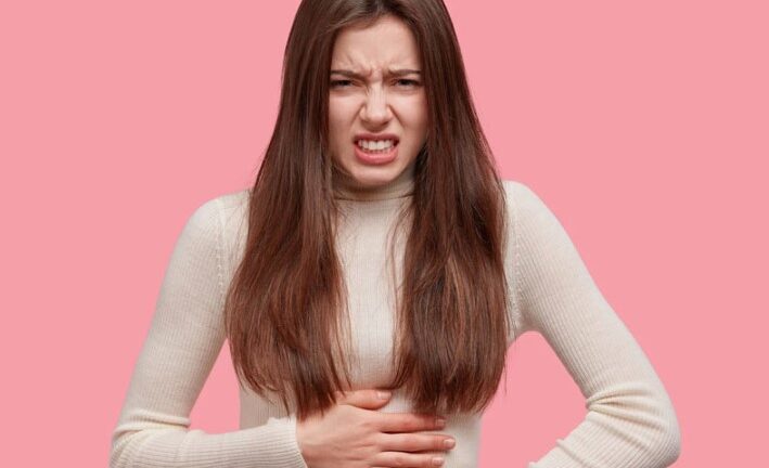 क्या आप भी पेट संबंधी बीमारियों से हैं परेशान, तो इन पांच योगासनों की मदद से पा सकते हैं आराम 