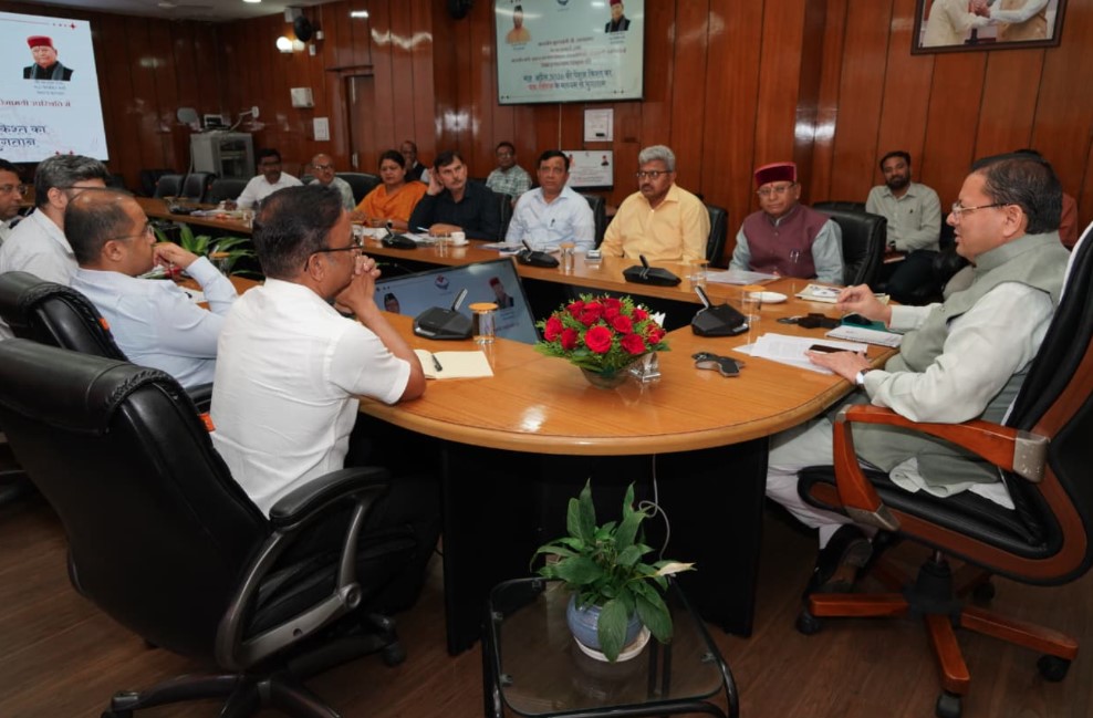 मुख्यमंत्री धामी ने ‘वन क्लिक’ से 7.56 लाख पेंशनर्स को जारी की धनराशि